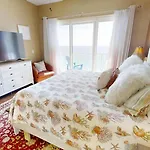 Grand View East 1701