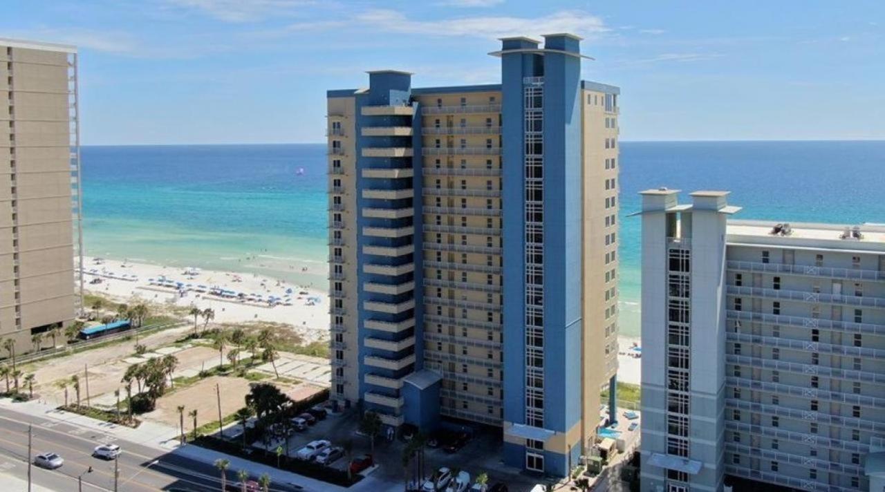 Holiday home Grand View East 1701